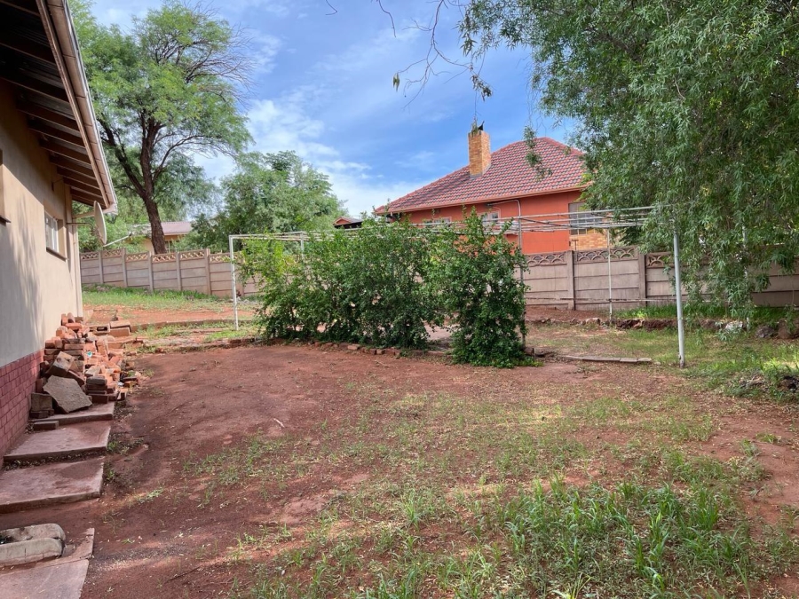 3 Bedroom Property for Sale in Postmasburg Northern Cape